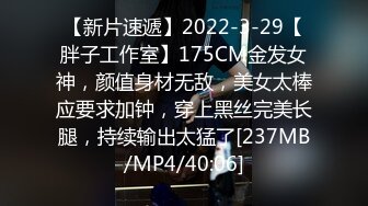 XKG106 欣欣 用鸡巴叫醒学姐的奇特方法 星空无限传媒