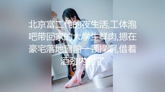 被深喉直接射进去吞了