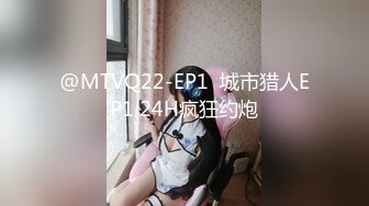 商场白色隔板女厕全景偷拍多位年轻少妇的极品美鲍6 (4)