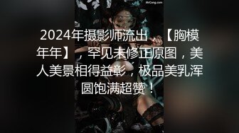 牵小狗出门口交