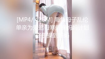 杭州外国语学院的反差婊【yiganq2660】校门口晒装满精液的套子，五星级酒店3P