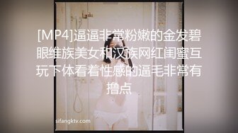 自家养的可爱小猫咪 求收养 我在前面喝水 你在后面后入好吗 可是水很多诶