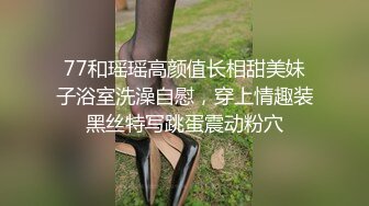 熟女妈妈 来抬头吃两口 儿子吃的真好 这眼镜小伙是什么口味 鸡吧操着漂亮妈妈 嘴巴吃着大鸡吧