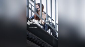 细屌哥带徒弟到KTV玩坐台妹 在包房里淫乱4P