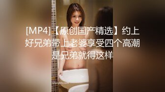 甜美小少妇 丝滑身材赤裸玩弄奶头，胡萝卜拿嘴里当鸡巴舔，卖弄风骚，淫荡的样子真想艹她！