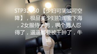 超嫩小萝莉刚满18双马尾卡哇伊，娇小身材撩起衣服揉捏贫乳，脱下内裤掰穴特写，超嫩紧致没怎么被开发过