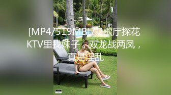 把老婆拉到厨房撕拉丝袜干她,为了让她浪叫全力狂操,堪比AV.国语对白